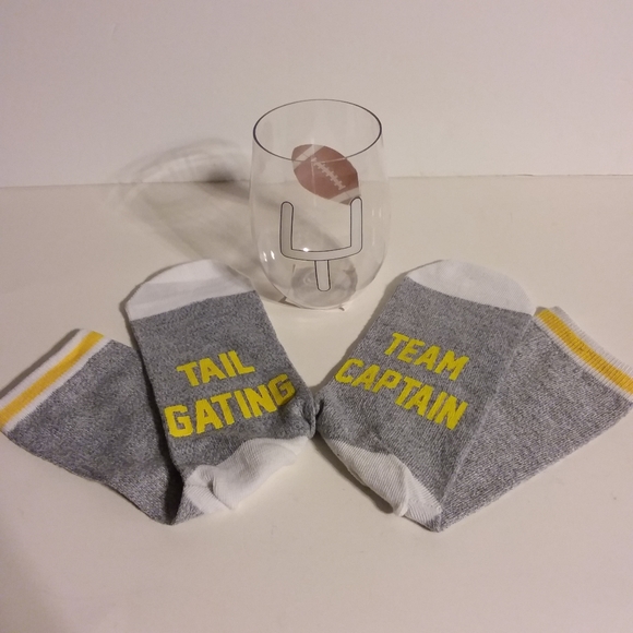 Football Wine Glass & Socks Set - Picture 3 of 7